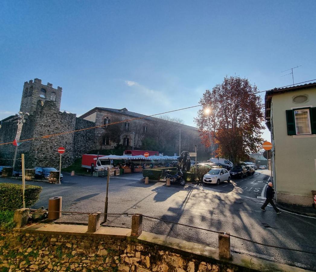 La Finestra Sul Castello Desenzano-by Goccia Di *